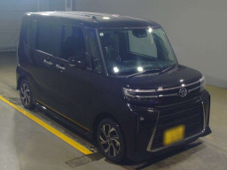 2024 Daihatsu Tanto Custom