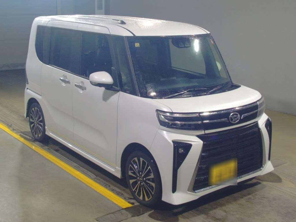 2023 Daihatsu Tanto Custom LA650S[2]