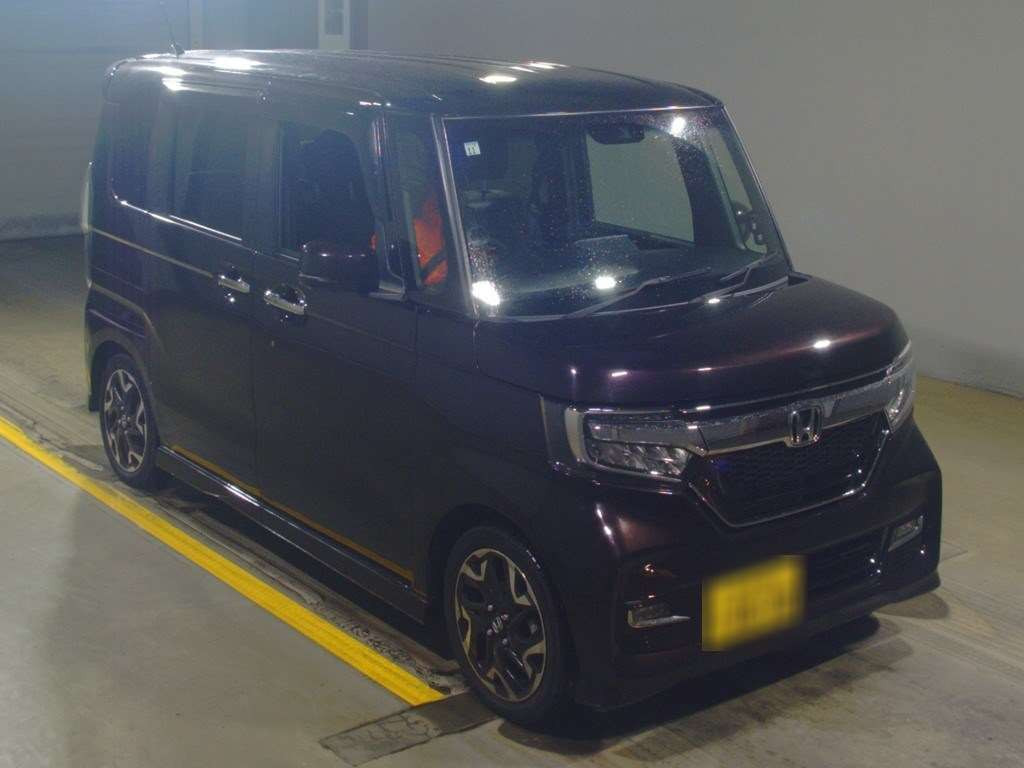 2019 Honda N-BOX CUSTOM JF3[2]