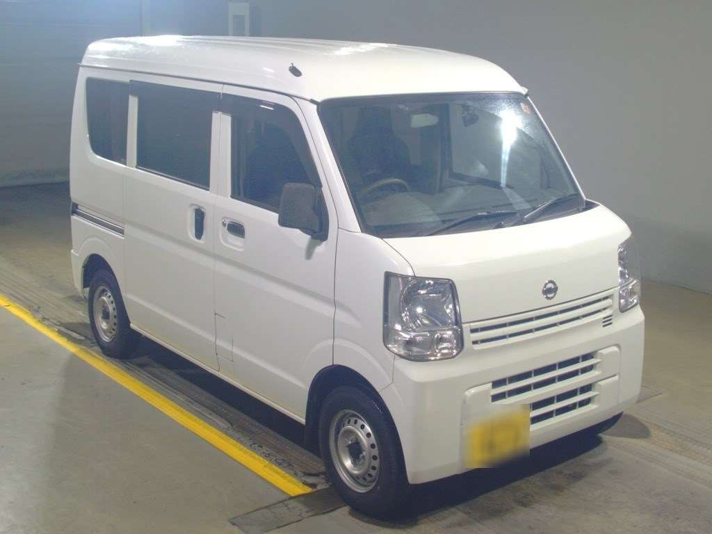 2024 Nissan NV100 Clipper DR17V[2]