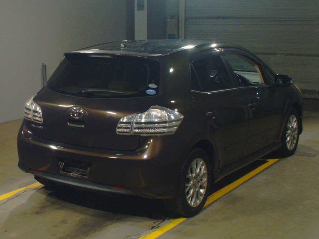 2007 Toyota Blade AZE156H[1]