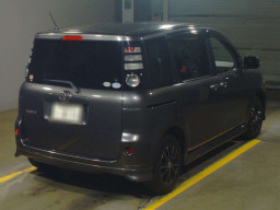 2007 Toyota Sienta