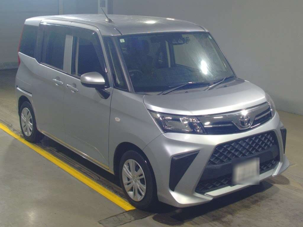 2021 Toyota Roomy M900A[2]