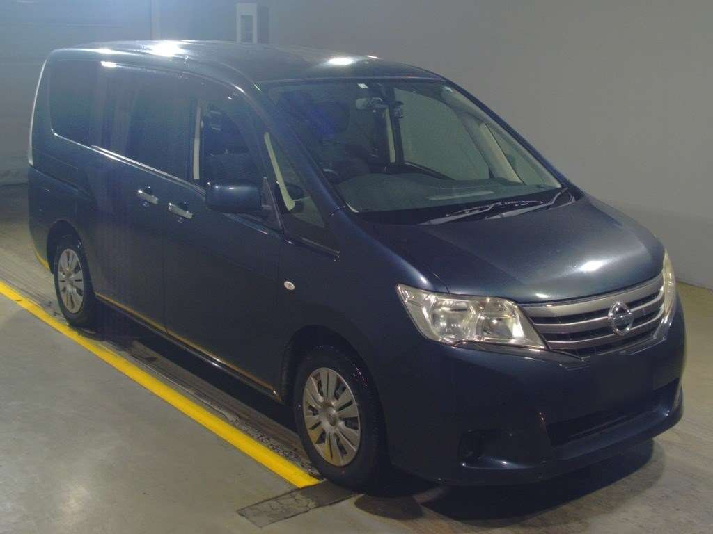 2012 Nissan Serena C26[2]