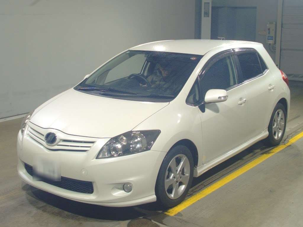 2010 Toyota Auris ZRE152H[0]