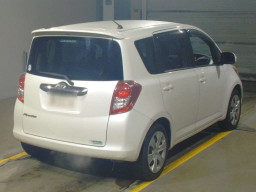 2010 Toyota Ractis