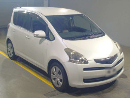 2010 Toyota Ractis