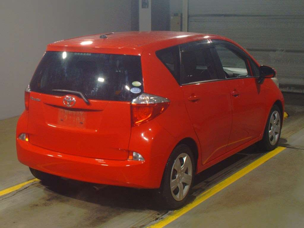 2010 Toyota Ractis NCP120[1]