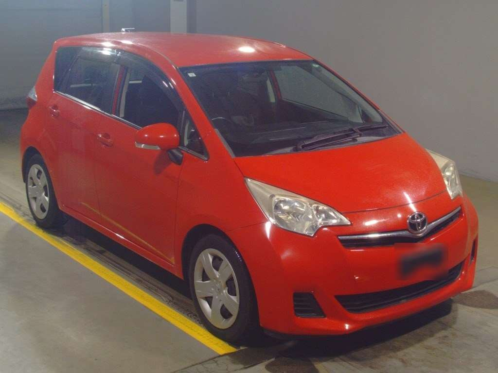 2010 Toyota Ractis NCP120[2]