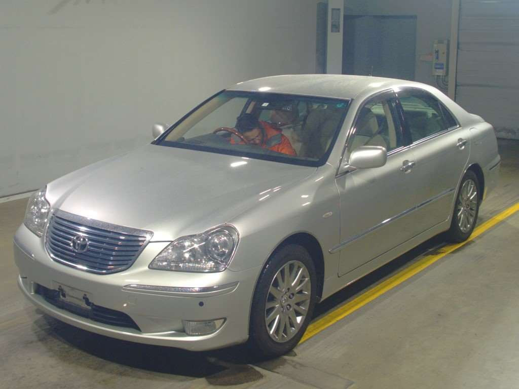 2006 Toyota Crown Majesta UZS186[0]