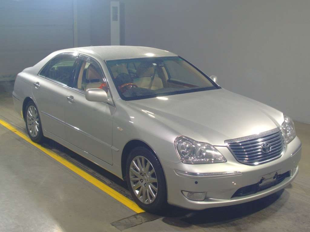 2006 Toyota Crown Majesta UZS186[2]