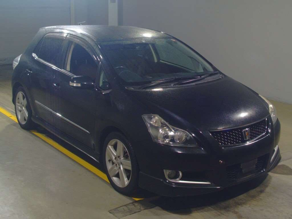 2011 Toyota Blade AZE156H[2]