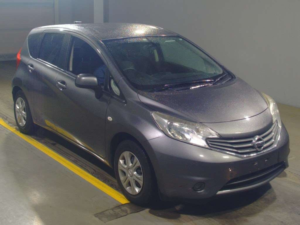 2013 Nissan Note E12[2]