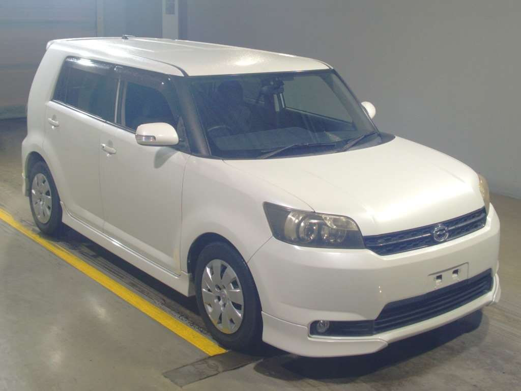 2010 Toyota Corolla Rumion ZRE152N[2]