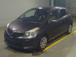 2013 Toyota Vitz