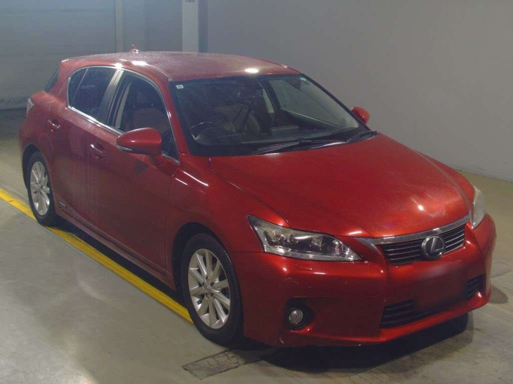 2011 Lexus CT ZWA10[2]