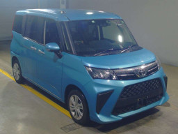 2022 Toyota Roomy