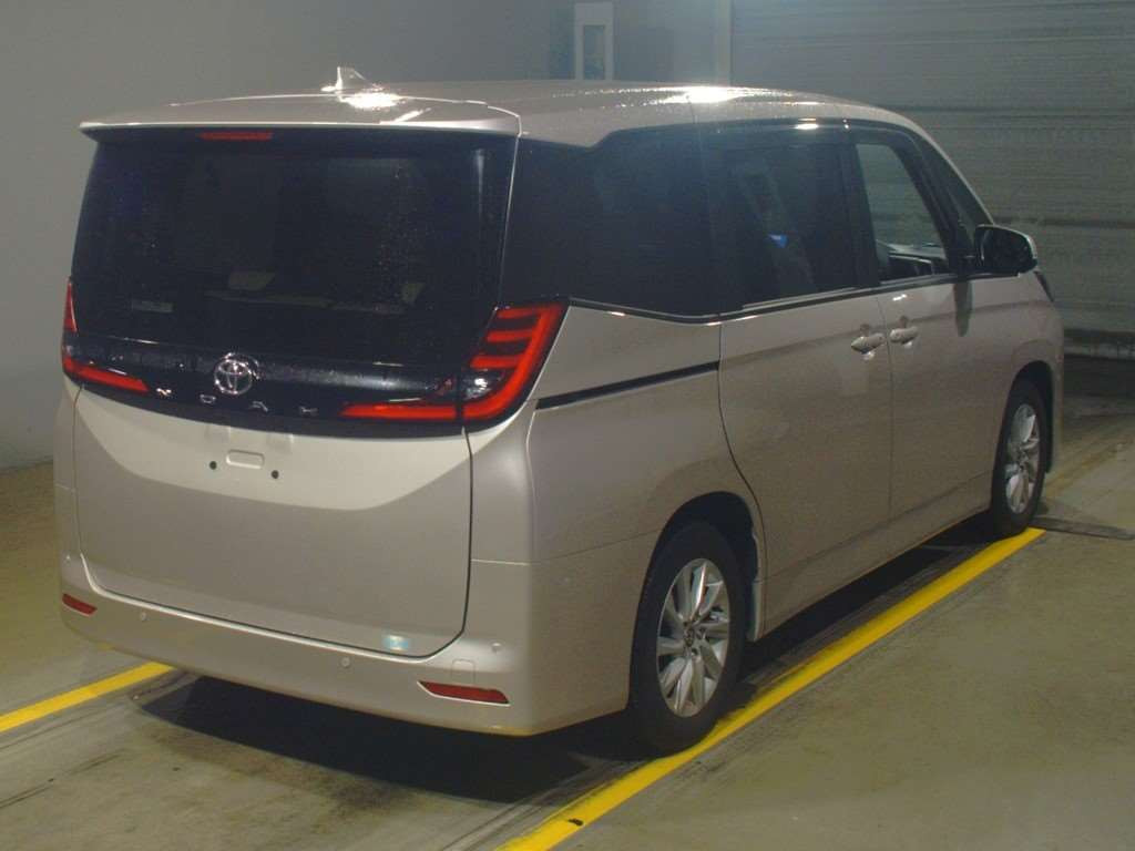 2022 Toyota Noah MZRA90W[1]