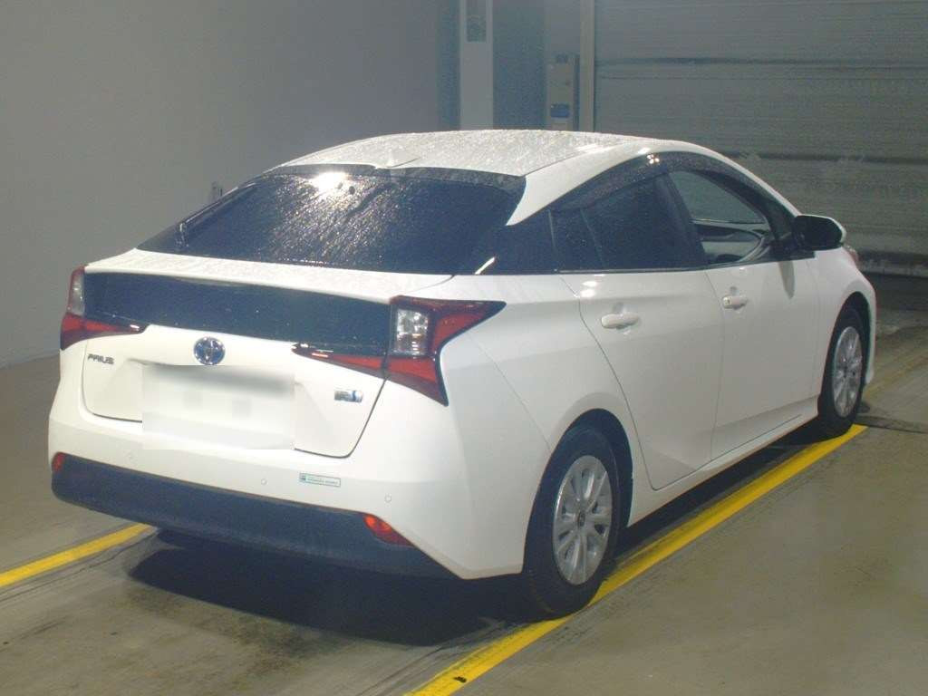 2021 Toyota Prius ZVW51[1]