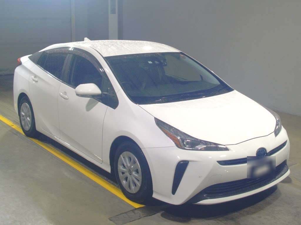 2021 Toyota Prius ZVW51[2]