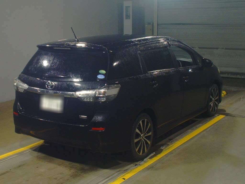 2013 Toyota Wish ZGE20G[1]