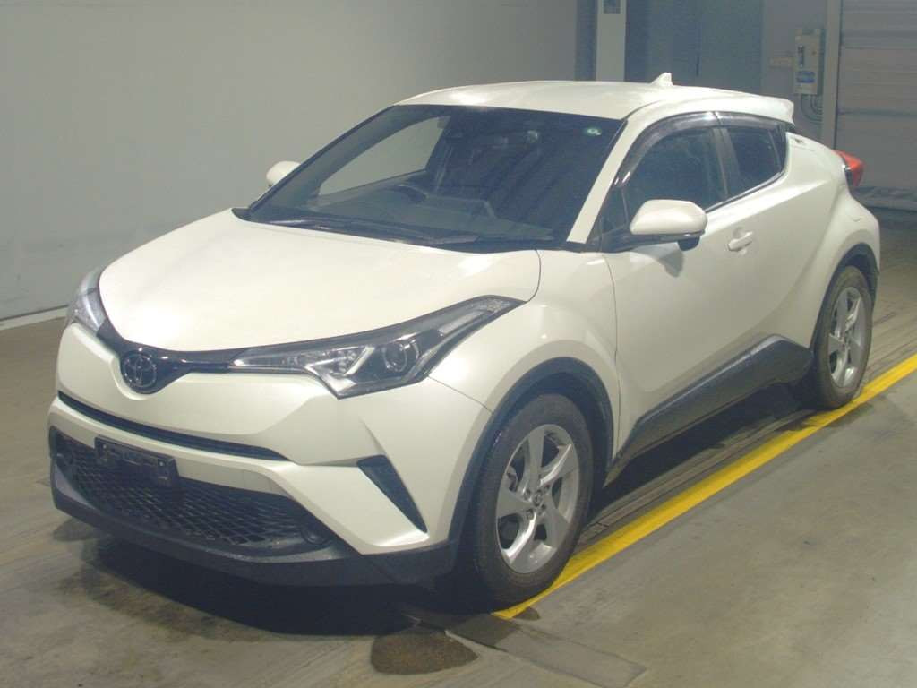 2019 Toyota C-HR NGX50[0]