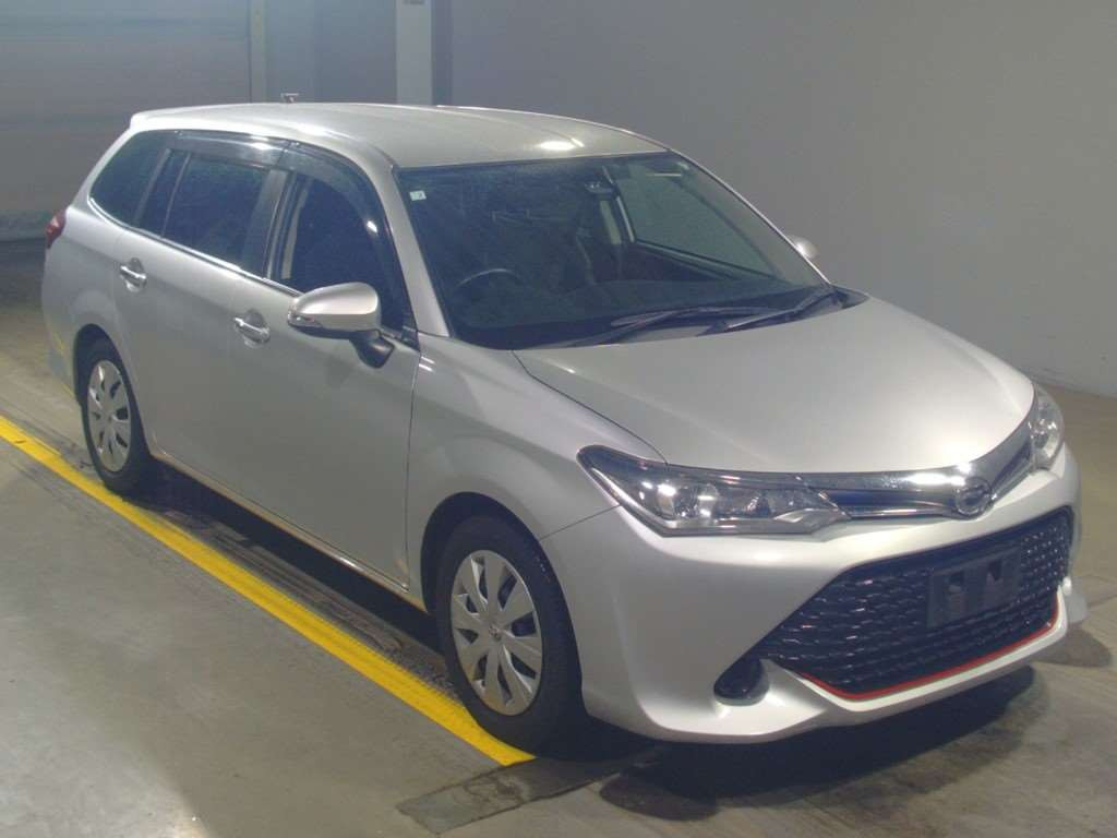 2016 Toyota Corolla Fielder NRE161G[2]