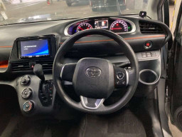 2021 Toyota Sienta