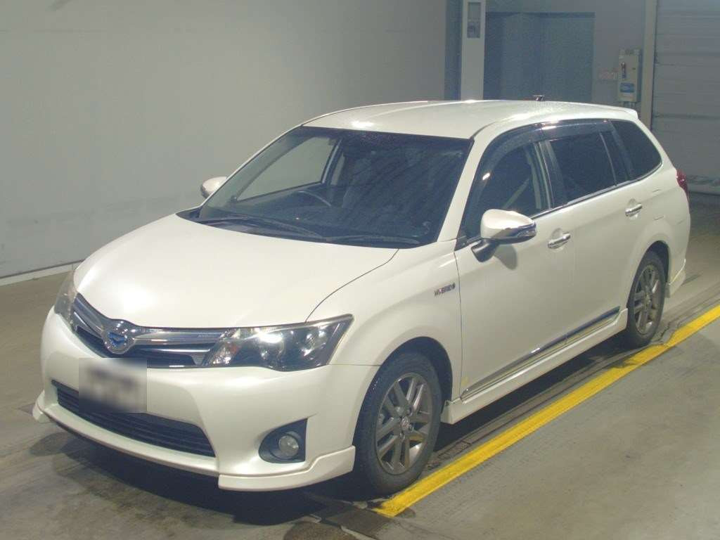 2014 Toyota Corolla Fielder NKE165G[0]