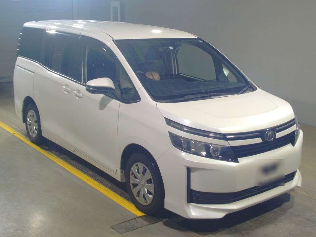 2014 Toyota Voxy ZRR80G[2]