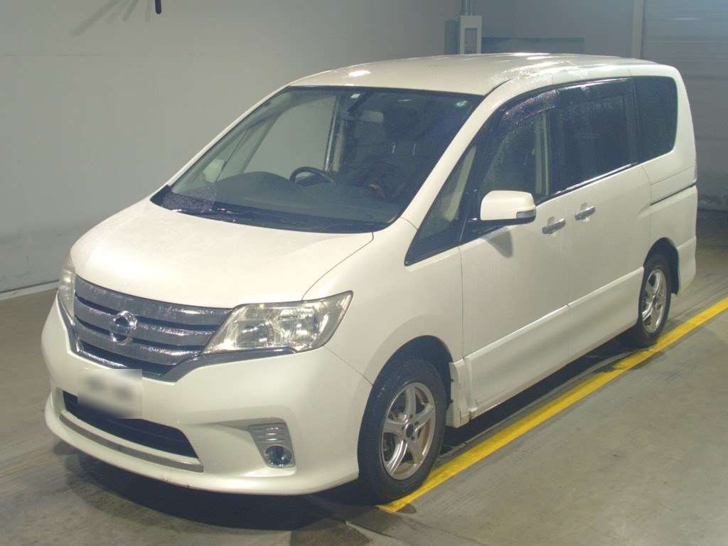 2014 Nissan Serena FNC26[0]