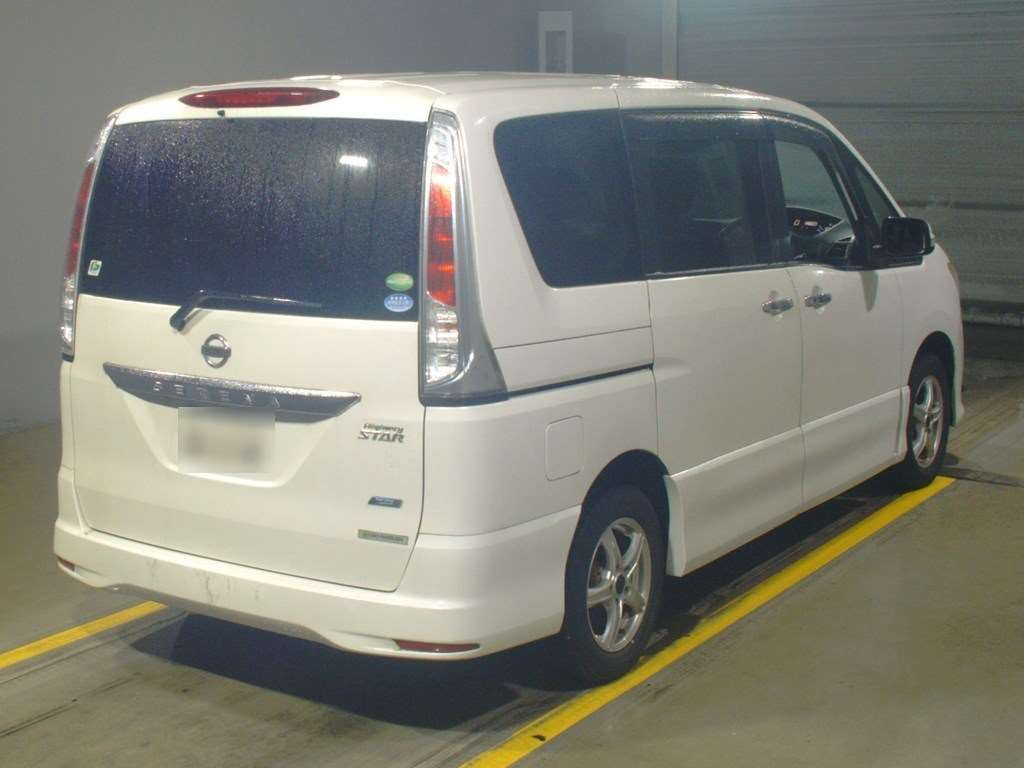 2014 Nissan Serena FNC26[1]