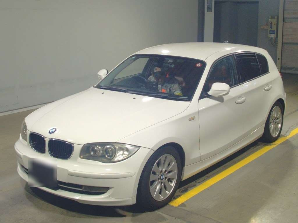 2010 BMW 1 Series UE16[0]