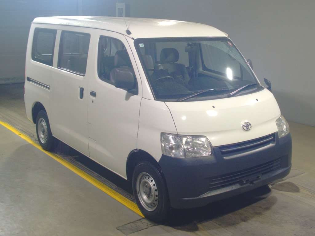 2020 Toyota Townace Van S402M[2]