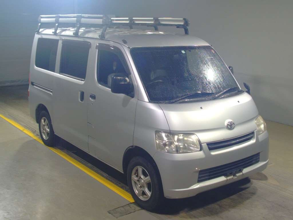 2016 Toyota Townace Van S402M[2]