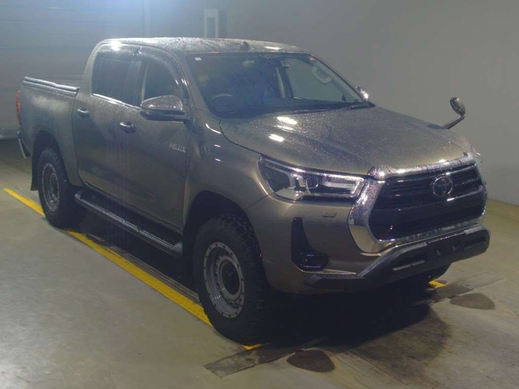 2021 Toyota Hilux GUN125[2]