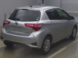 2017 Toyota Vitz