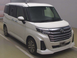 2022 Toyota Roomy