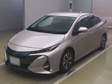 2017 Toyota Prius PHV