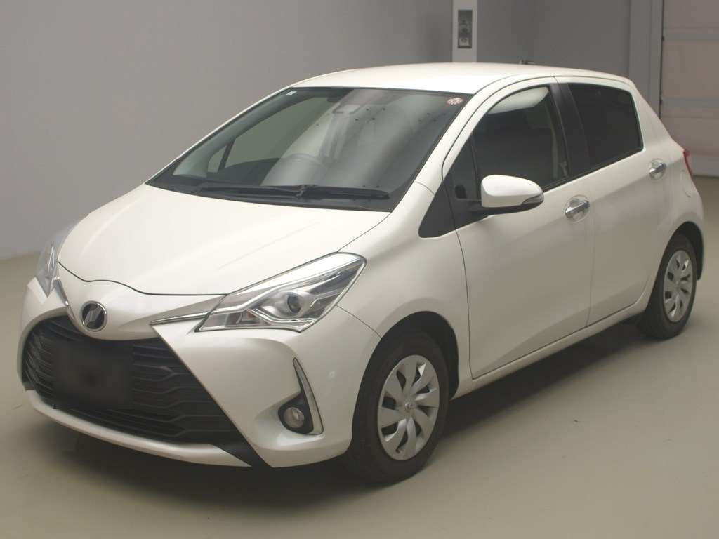 2019 Toyota Vitz KSP130[0]