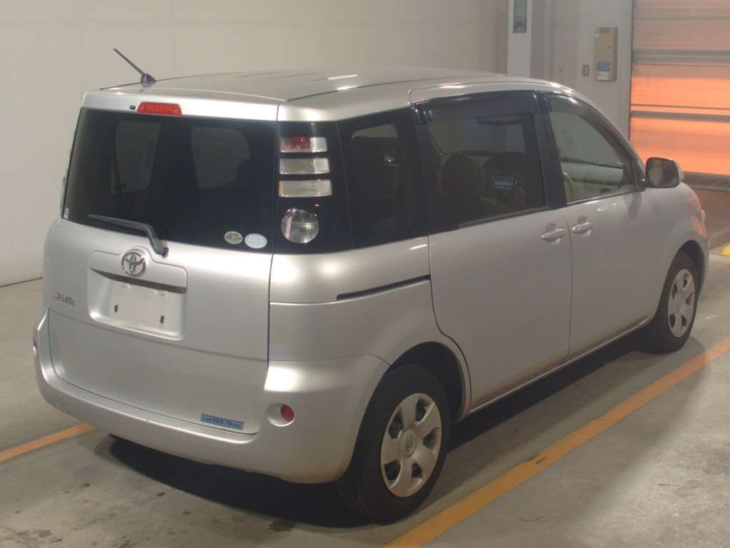 2007 Toyota Sienta NCP81G[1]