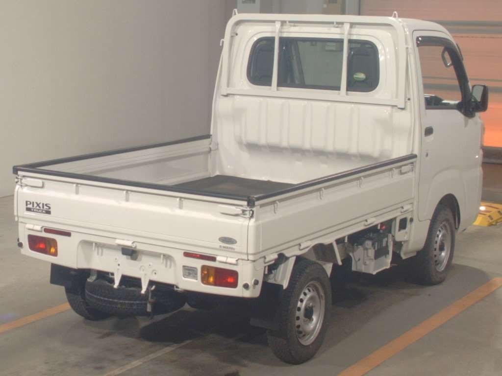 2016 Toyota Pixis Truck S500U[1]