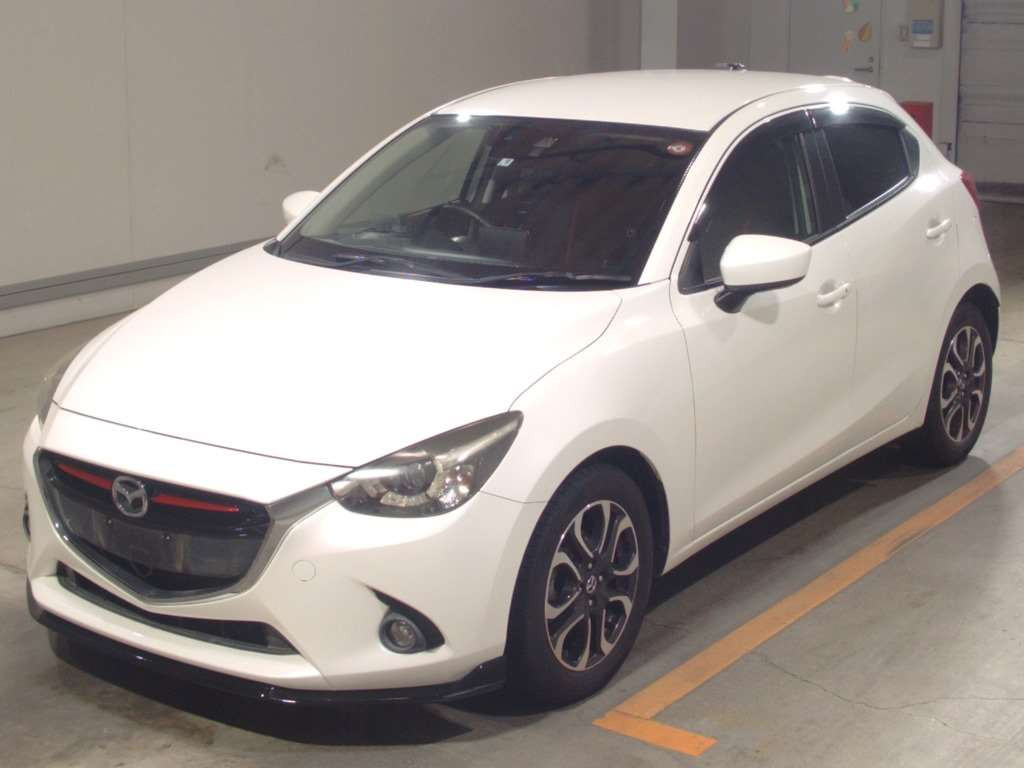 2015 Mazda Demio DJ5FS[0]