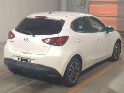 2015 Mazda Demio