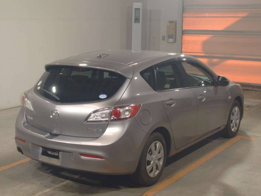 2010 Mazda Axela Sport BL5FW[1]