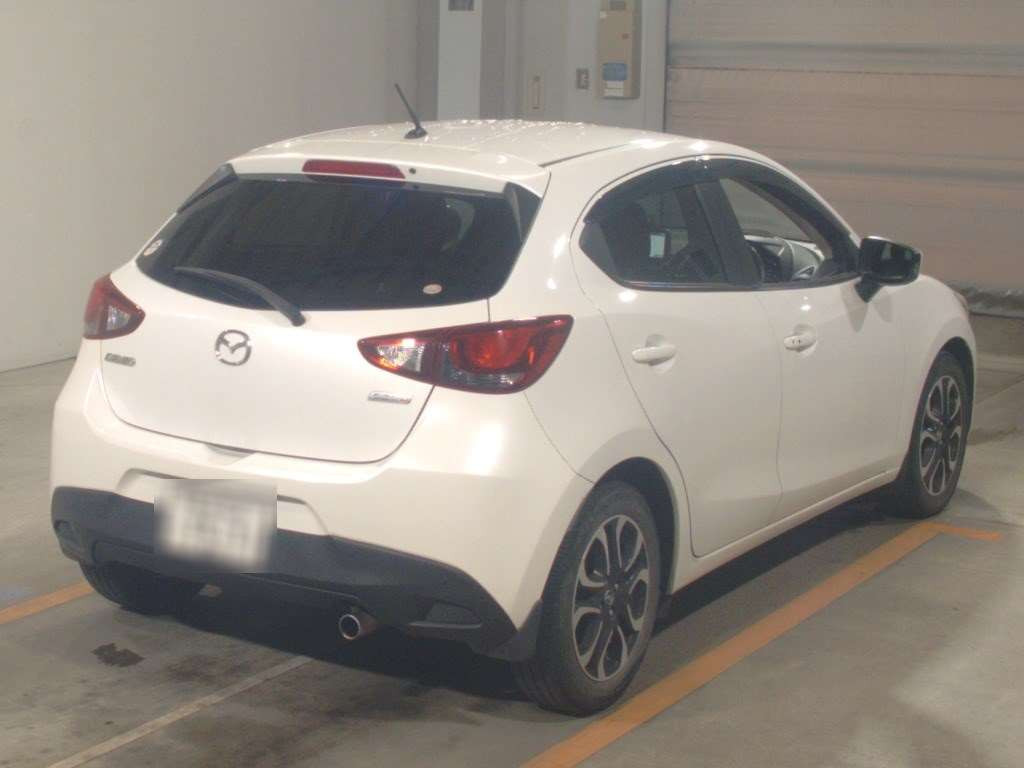 2014 Mazda Demio DJ5FS[1]