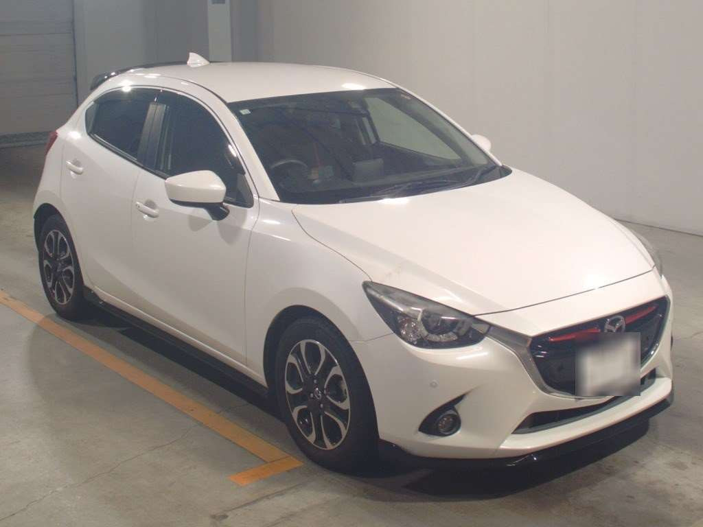 2014 Mazda Demio DJ5FS[2]