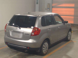 2009 Mazda Verisa