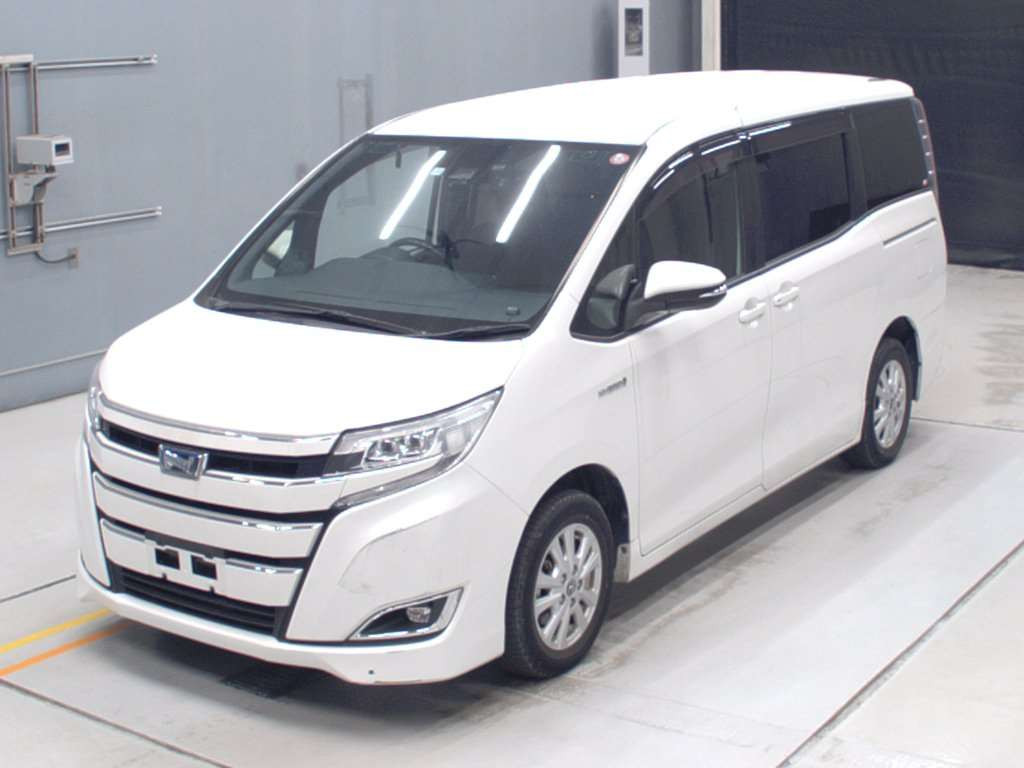 2017 Toyota Noah ZWR80G[0]