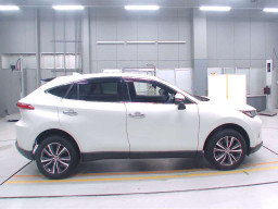 2022 Toyota Harrier